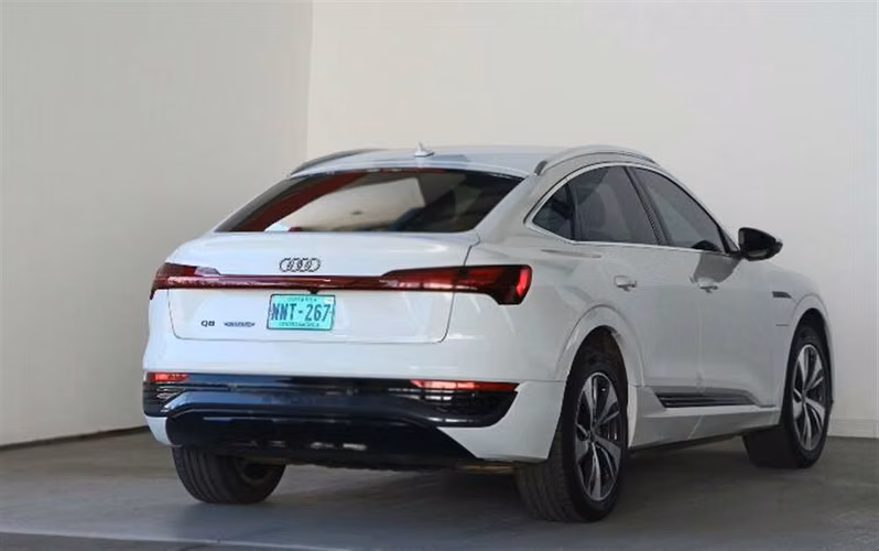 AUDI E-TRON 2024 AUTOMÁTICA ELÉCTRICO BLANCO