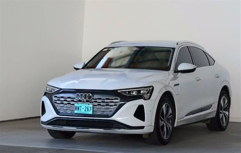 AUDI E-TRON 2024 AUTOMÁTICA ELÉCTRICO BLANCO