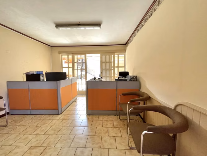 VENDO CASA EN ROHRMOSER. USO DE SUELO MIXTO - Imagen 2