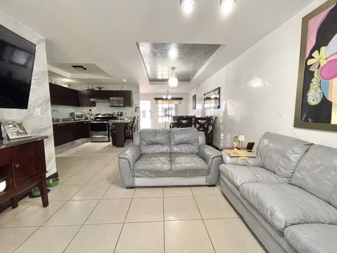 VENDO CASA EN SAN RAFAEL-SAN JOSÉ. - Imagen 2