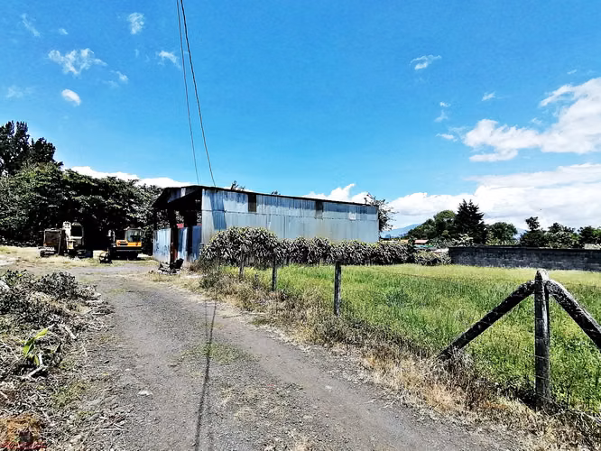 Lote 2,270m² Alta Densidad en Santo Domingo | Ideal para Condominio - Imagen 17