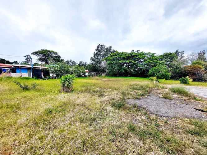 Lote 2,270m² Alta Densidad en Santo Domingo | Ideal para Condominio - Imagen 7