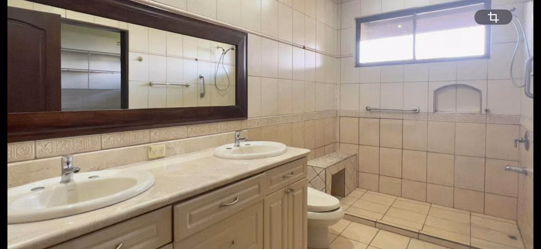 Casa de 1 Planta en Alquiler | Alto de las Palomas, Escazú | 350 m² - Imagen 10