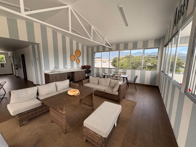 199A / Alquiler / Apartamento / Rohrmoser / Seguro / Amenidades / Vista - Imagen 7