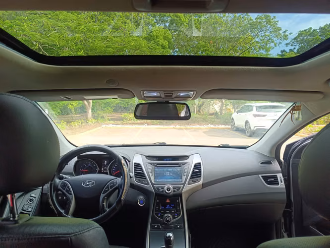 Hyundai Avante 2014 Full extras - Imagen 5
