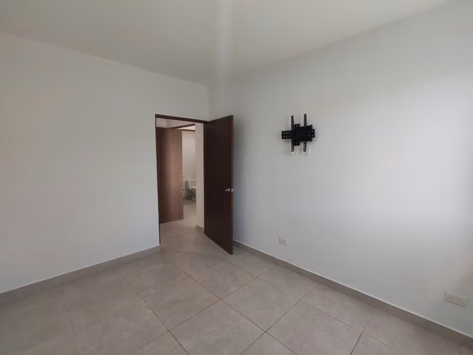 Se alquila apartamento al final del Boulevard de Rohrmoser. Cerca del Colegio Británico. - Imagen 15