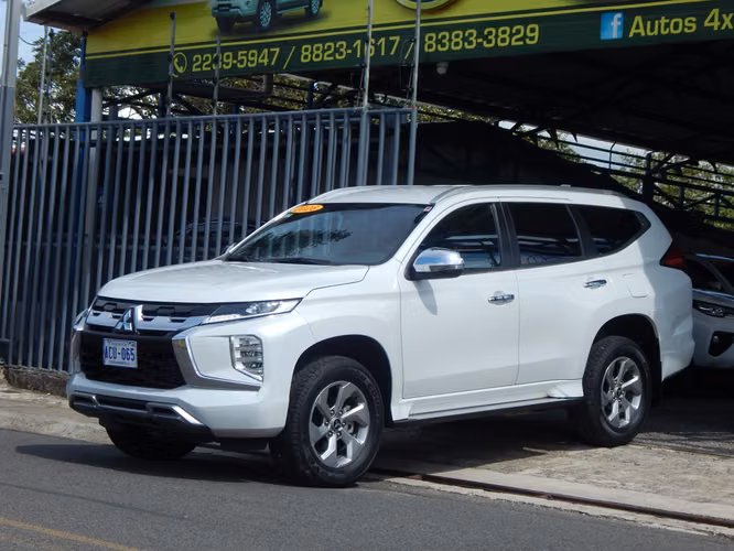 MITSUBISHI MONTERO SPORT GT 4X4 LIMITED 2026