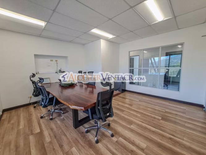 OFIBODEGA DE 625 M2 CON 1.132 M2 DE LOTE EN SAN ANTONIO ESCAZU - Imagen 19