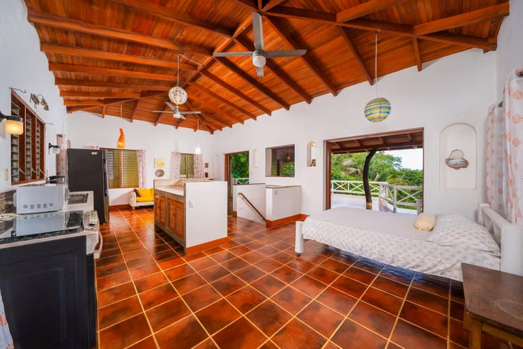 1,1ha con vista al Mar, Casa y Piscina - Imagen 5