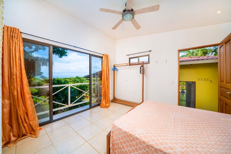 1,1ha con vista al Mar, Casa y Piscina - Imagen 10