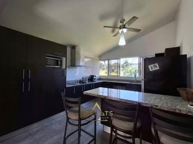 PRECIO NUEVO! Modern single level home in Prestigious Hacienda de Paseo! - Imagen 8