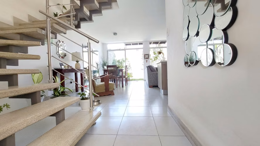 En venta linda casa en Condominio Palermo, Heredia, 6079 - Imagen 3
