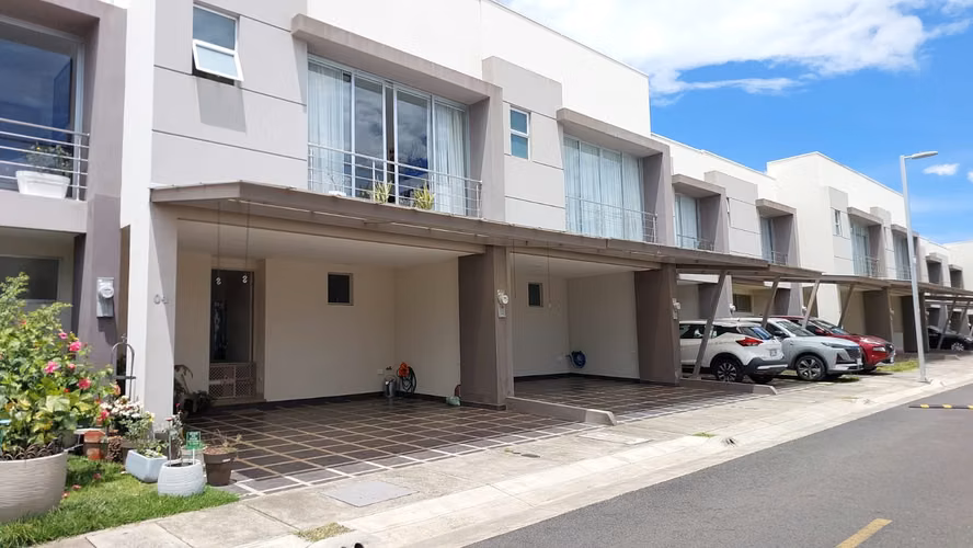 En venta linda casa en Condominio Palermo, Heredia, 6079 - Imagen 2