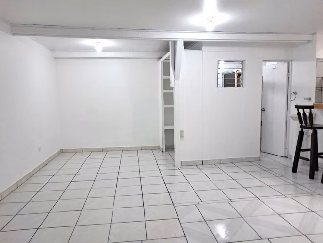 San Pedro/ INC SERV / 600mts Bomba del Higuerón /  !! 180,000 - Imagen 2