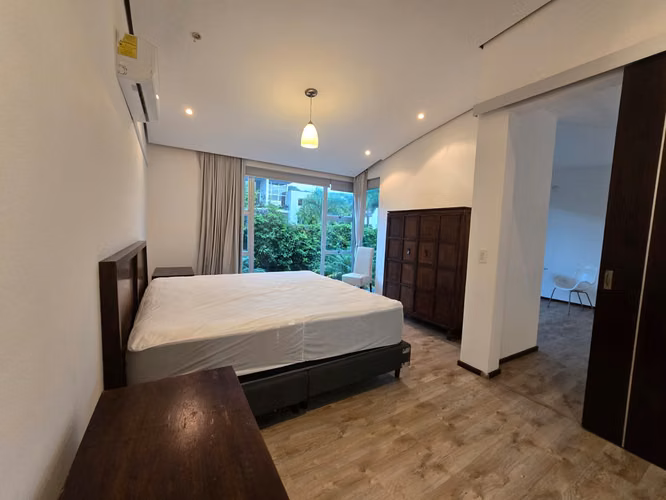 Moderno apartamento amoblado con amenidades en Santa Ana $1800 - Imagen 17