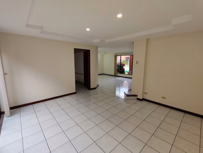 Se alquila casa en Bello Horizonte de Escazú. - Imagen 5