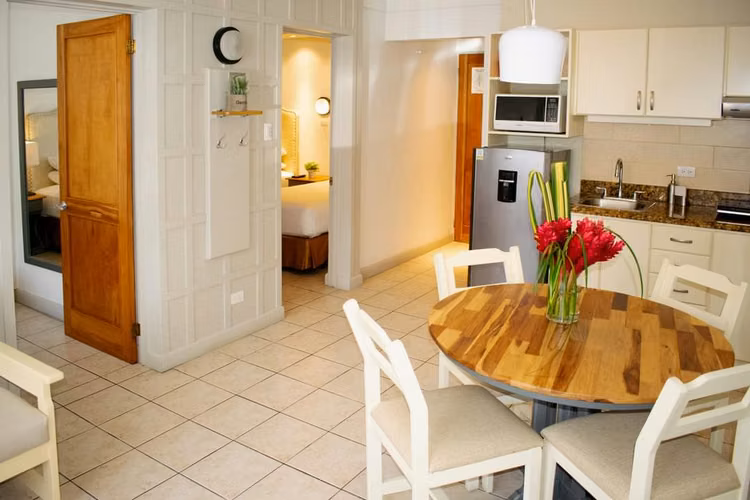 Furnished apartment – 2 bedrooms in Sabana 500,000