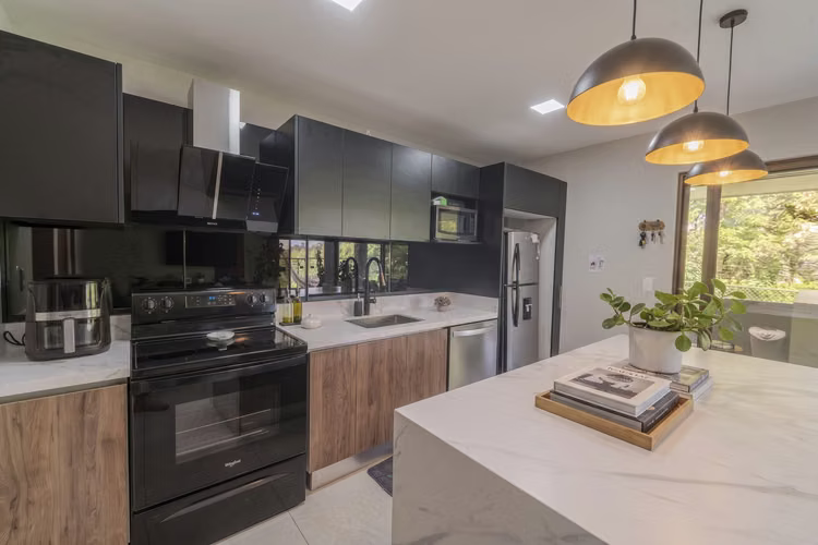 Su Nuevo Hogar en Hacienda Los Reyes: Modernidad y Entorno Natural - Imagen 5