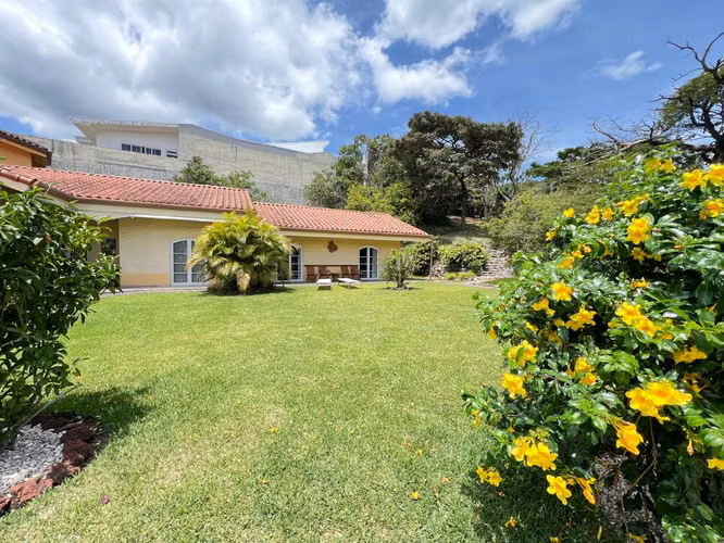 Residencia de Lujo en Venta | Santa Ana Centro - Imagen 2
