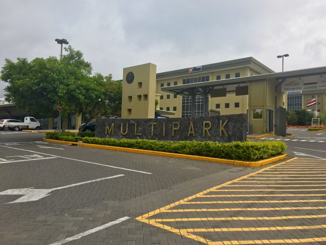 Venta oficina en Oficentro Multipark - Imagen 1