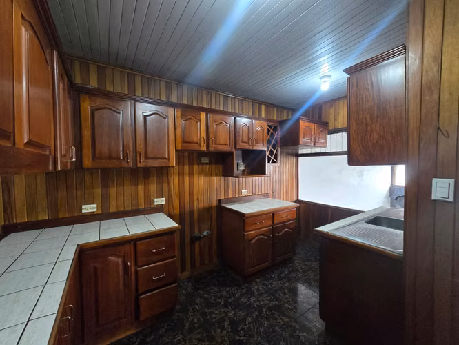 VENTA DE PROPIEDAD RESIDENCIAL- COMERCIAL FRENTE A RUTA 3, SAN JOAQUÍN - Imagen 7