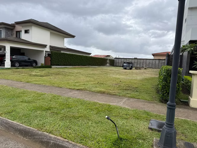 Venta de Lote en Santo Domingo de Heredia Residencial Durango - Imagen 2