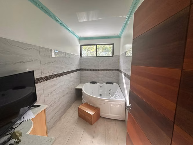 Venta de Casa en Condominio Lusso – Pozos de Santa Ana - Imagen 7
