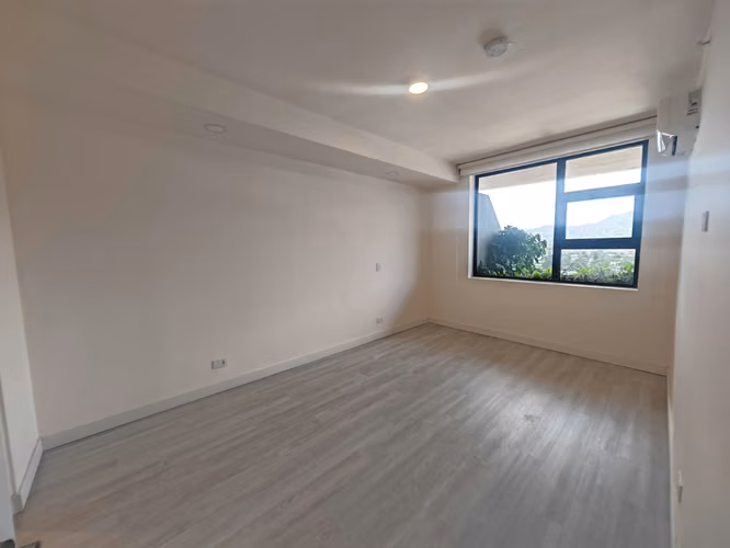 ALQUILER DE APARTAMENTO MODERNO CON VISTAS A LA MONTAÑA. NUNCIATURA - Imagen 10