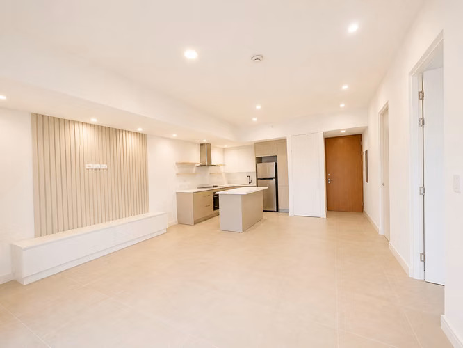 Luxury Contemporary Condo for Rent, La Sabana. (IC)