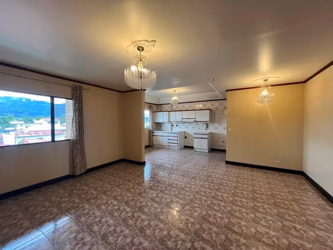 Alquiler de amplio apartamento en Rohrmoser sin muebles