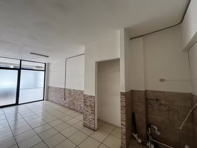 Local comercial San Rafael de Escazú primer piso 35m2 - Imagen 6