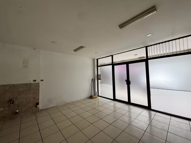 Local comercial San Rafael de Escazú primer piso 35m2 - Imagen 12