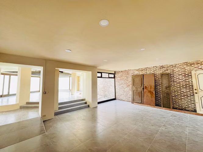 Local comercial 350m2 Nunciatura una planta  - Imagen 11