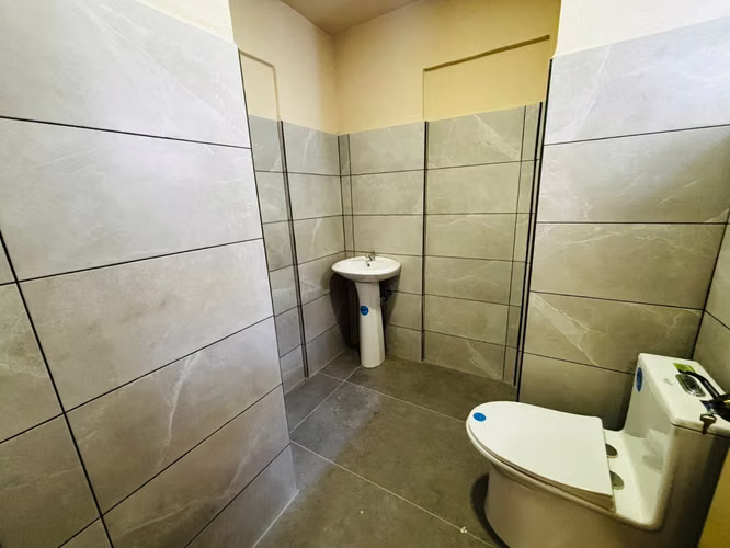 Local comercial 350m2 Nunciatura una planta  - Imagen 3