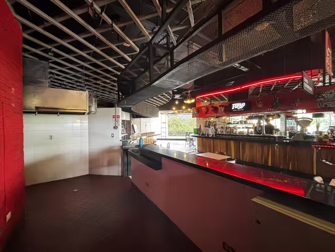 Locales comerciales mercado gastronómico Escazú 32m2 - Imagen 9