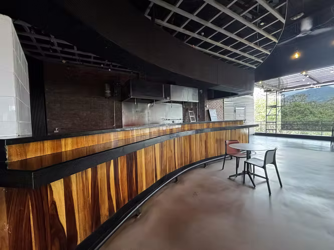 Locales comerciales mercado gastronómico Escazú 32m2 - Imagen 17