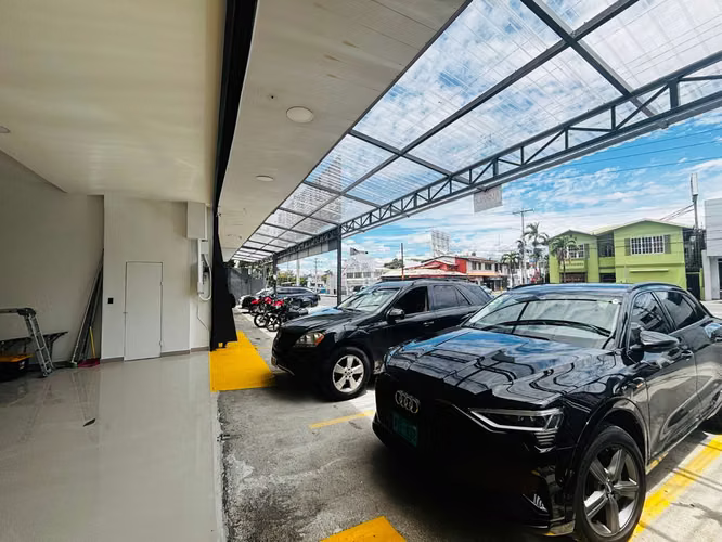 Local comercial Sabana Norte sobre AV10 300m2 cuatro parqueos - Imagen 11