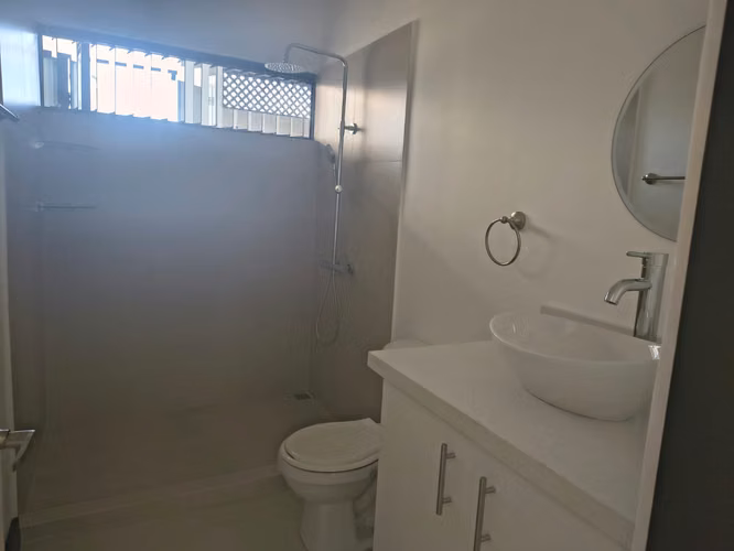 ALQUILER DE APARTAMENTO DE UNA SOLA PLANTA EN POZOS DE SANTA  ANA INCLUYE SERVICIOS - Imagen 13