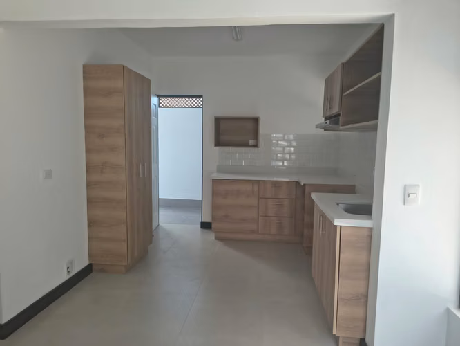 ALQUILER DE APARTAMENTO DE UNA SOLA PLANTA EN POZOS DE SANTA  ANA INCLUYE SERVICIOS - Imagen 6