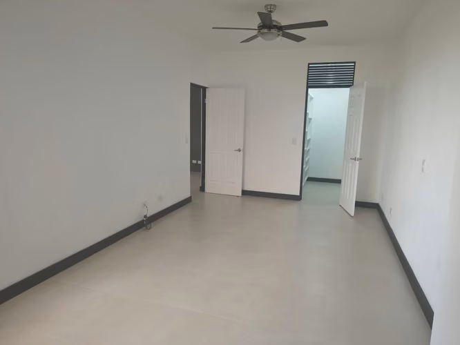 ALQUILER DE APARTAMENTO DE UNA SOLA PLANTA EN POZOS DE SANTA  ANA INCLUYE SERVICIOS - Imagen 11