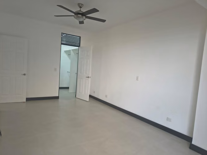 ALQUILER DE APARTAMENTO DE UNA SOLA PLANTA EN POZOS DE SANTA  ANA INCLUYE SERVICIOS - Imagen 19