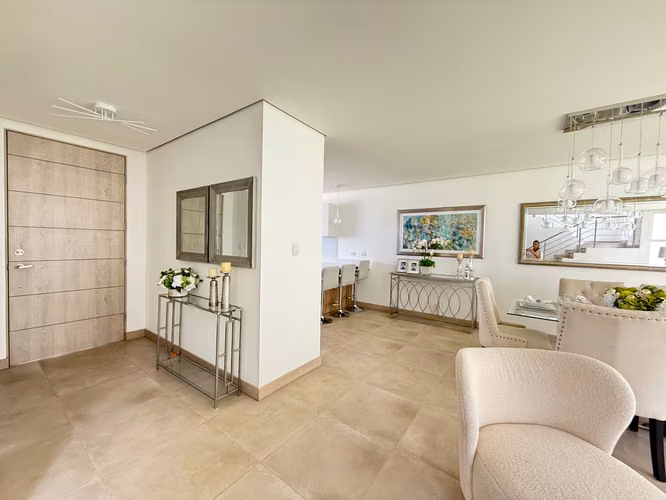 Estrene Casa en Curridabat | Amplio Patio | 3 Parqueos | Condominio con Piscina - Imagen 2