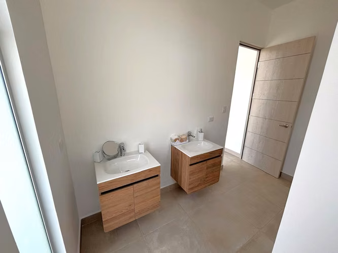 Estrene Casa en Curridabat | Amplio Patio | 3 Parqueos | Condominio con Piscina - Imagen 18