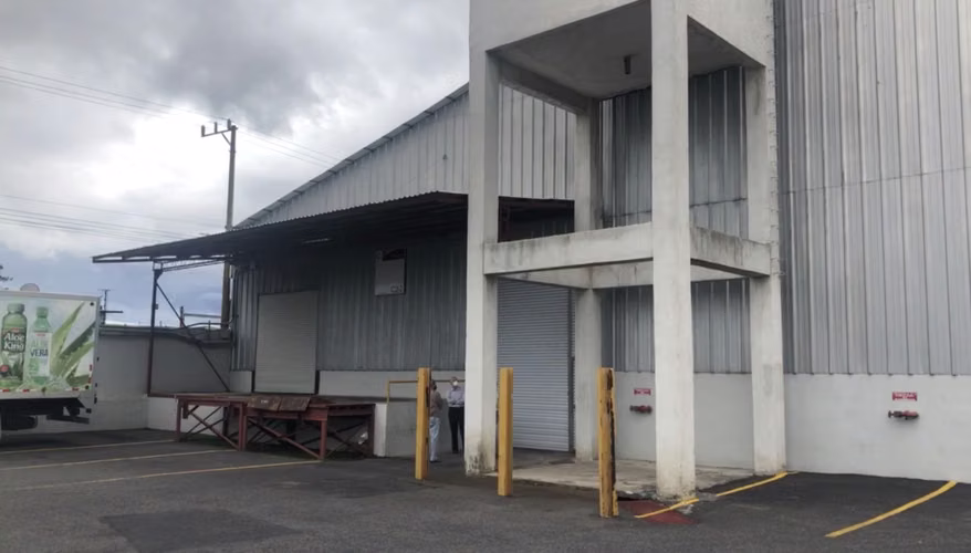 ALQUILA BODEGA EN TIBAS 1.100 m2 y 1.244 m2 USO INDUSTRIAL LIVIANO Y COMERCIAL-DISPONIBLE A PARTIR DE OCTUBRE-