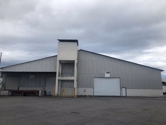 ALQUILA BODEGA EN TIBAS 1.100 m2 y 1.244 m2 USO INDUSTRIAL LIVIANO Y COMERCIAL-DISPONIBLE A PARTIR DE OCTUBRE-