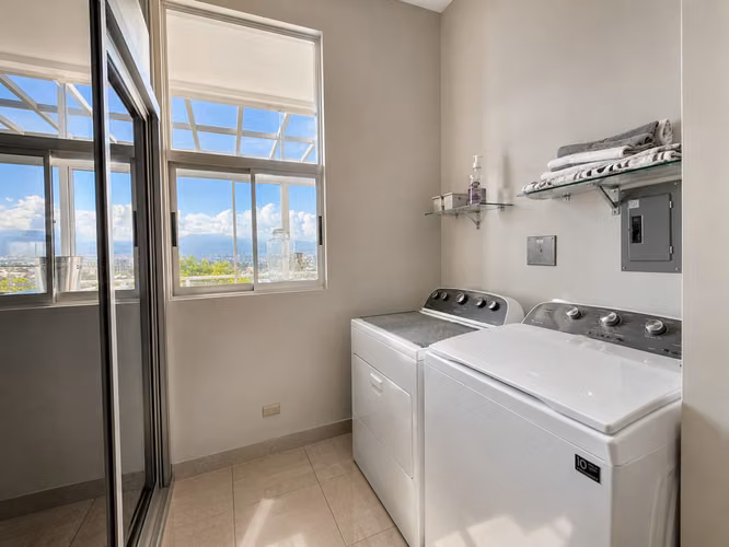 SE ALQUILA APARTAMENTO AMUEBLADO ESPECTACULAR VISTA ESCAZÚ YZ - Imagen 18
