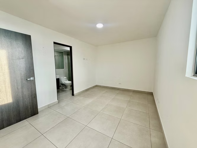 ALQUILER APARTAMENTO HEREDIA ALTAMIRA PASEO DE LAS FLORES/PLAZA BRATSY - Imagen 2