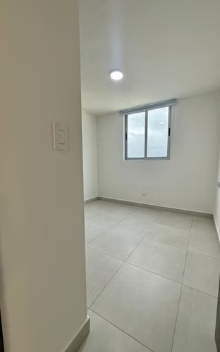 ALQUILER APARTAMENTO HEREDIA ALTAMIRA PASEO DE LAS FLORES/PLAZA BRATSY - Imagen 13