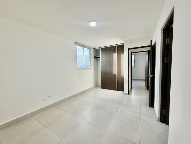 ALQUILER APARTAMENTO HEREDIA ALTAMIRA PASEO DE LAS FLORES/PLAZA BRATSY - Imagen 4