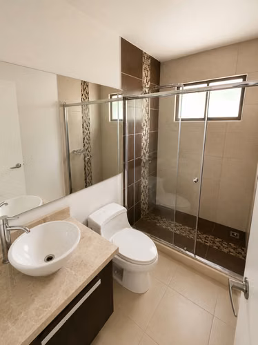 Casa en Venta en Condominio Rio Claro, Santo Tomás, Santo Domingo de Heredia
